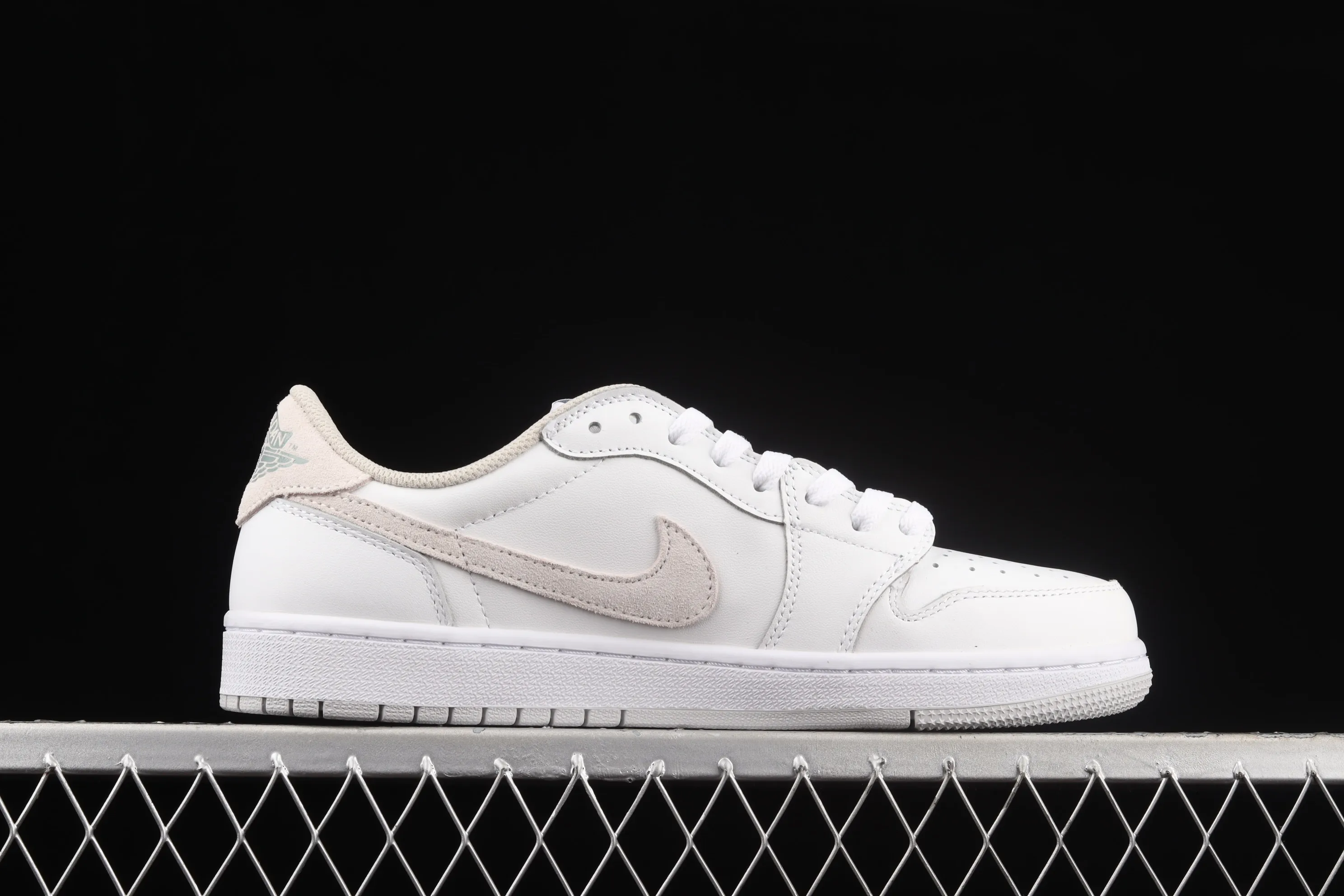 All categories Air Jordan Jordan series basketball shoes Air Jordan 1 Low Air Jordan 1 Low AJ1 Joe 1 low-top beige white gray cultural and leisure sports sneakers CZ0775-100